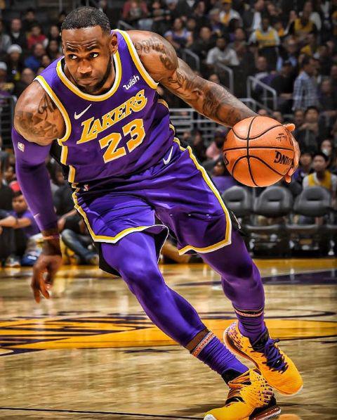 波媒：佛罗伦萨有意斯佩齐亚的波兰国脚维希涅夫斯基（波兰媒体：佛罗伦萨有意引进斯佩齐亚波兰国脚维希涅夫斯基）