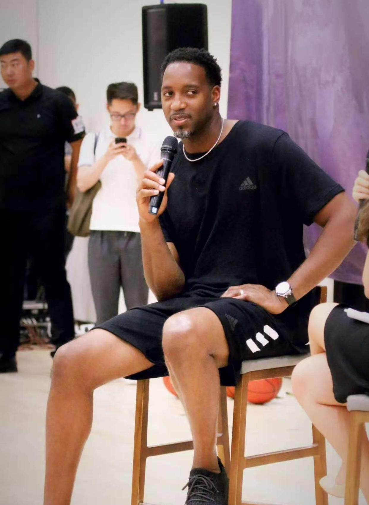 帕尔马vs乌迪内斯：库特罗内、马特奥-佩莱格里诺首发，扎尼奥洛、阿蒂尔-阿塔出战（帕尔马战乌迪内斯：库特罗内、马特奥-佩莱格里诺先发，扎尼奥洛、阿蒂尔-阿塔登场）