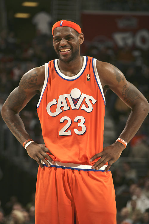 国安客战河内达万替补，据悉球员有小伤在身（国安客战河内，达万列替补，据称身有轻伤）