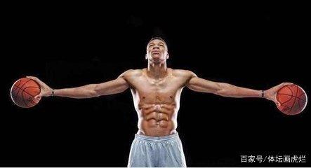 萨里：建议把VAR设备放的离替补席远一点，裁判需要冷静判断（萨里建议将VAR设备远离替补席，裁判需在冷静环境中判罚）