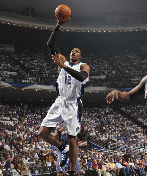 NBA：快船轰下全场最高比分 再夺胜利（NBA：快船火力全开砍下全场最高分 再下一城）