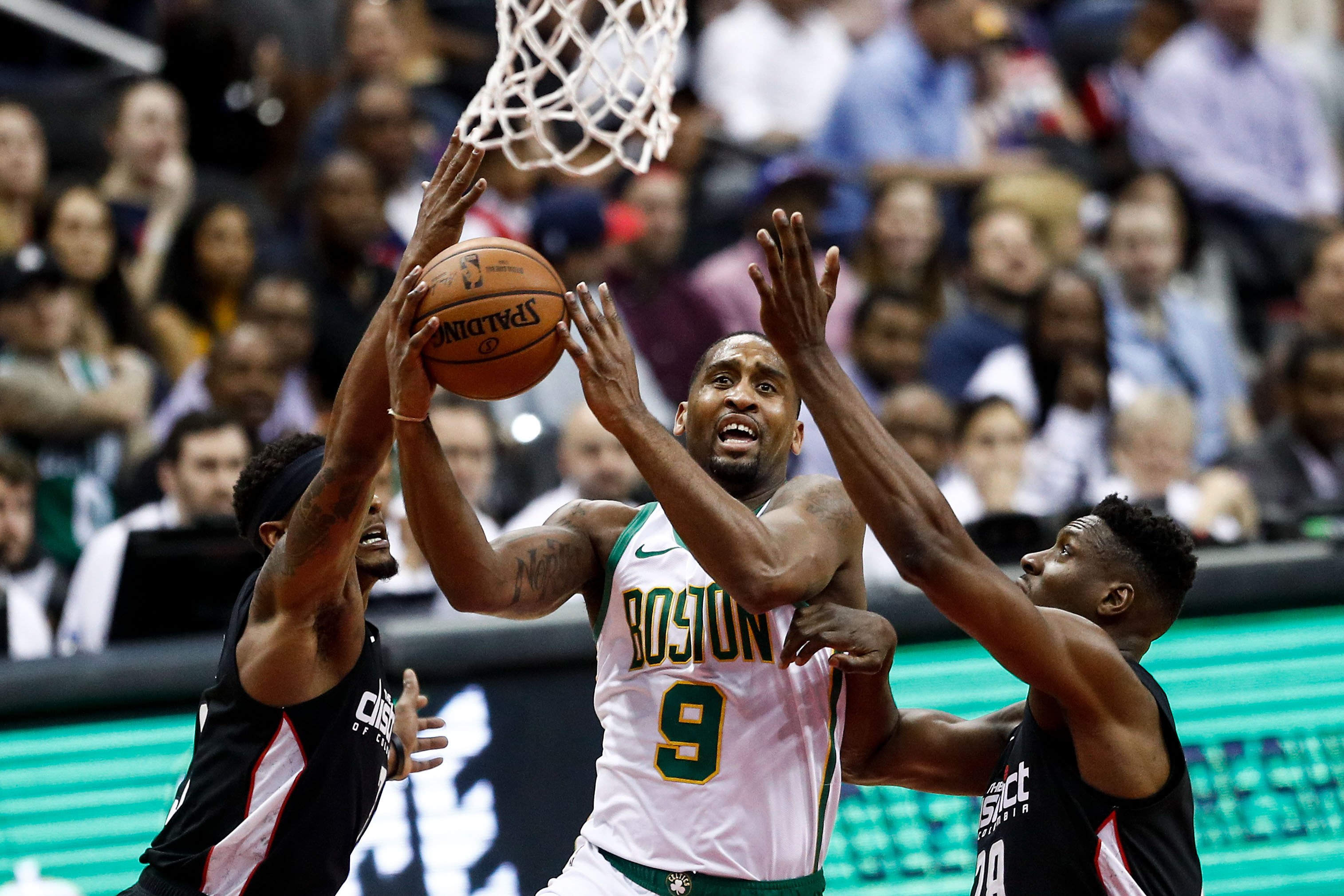 帕拉迪诺：上场联赛表现太差，踢切尔西我们必须重新证明自己（帕拉迪诺：上轮联赛失色，迎战切尔西必须重证自己）