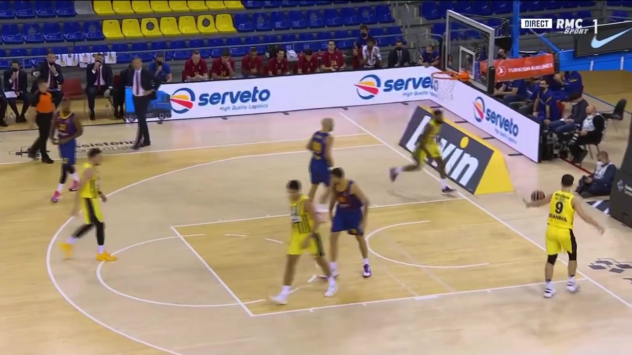 0-3完败！亚洲冠军太丢人，一胜难求垫底出局，球迷：怎么进的世界杯？（0-3落败！亚洲冠军一胜难求垫底出局，球迷质疑：凭什么进世界杯？）