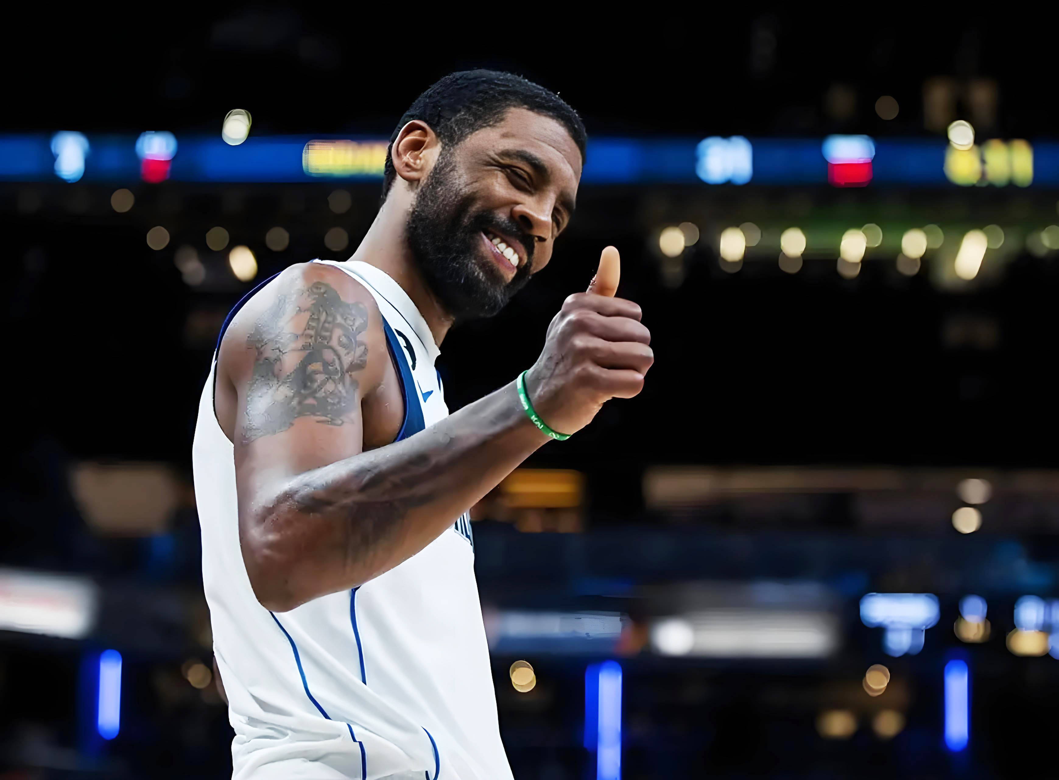 中国队以6战6胜战绩击败韩国、法国，王楚钦三战全胜，赛后坦言累，网友调侃其“铁人三项”。（中国队六连胜击退韩法，王楚钦三战全胜赛后直言疲惫，网友笑称“铁人三项”）