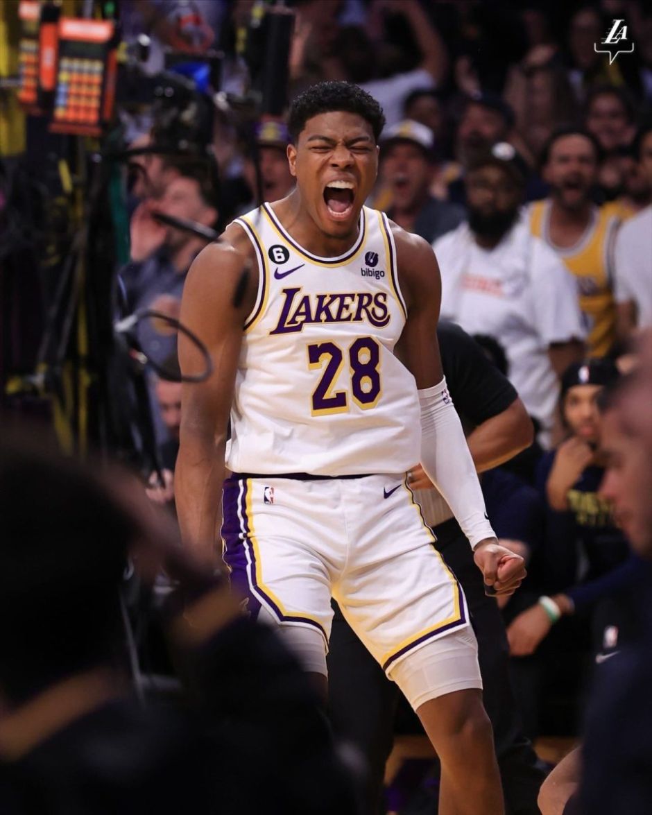 体育博主李平康：前国脚戴琳欠球迷钱不还，还辱骂对方 该球迷至今仍在病危中（体育博主李平康称前国脚戴琳拖欠球迷款并辱骂，当事球迷仍病危）